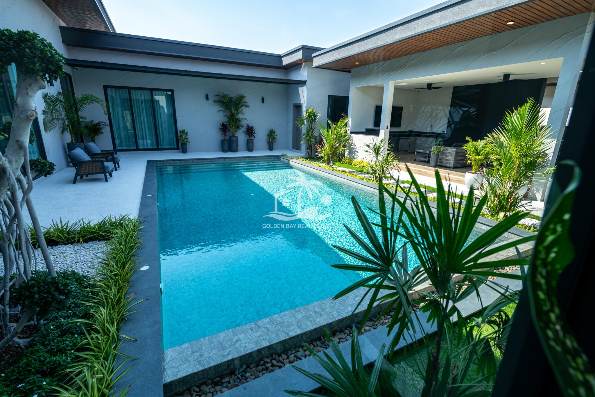 1 (23) Horseshoe Point Residence – East Pattaya