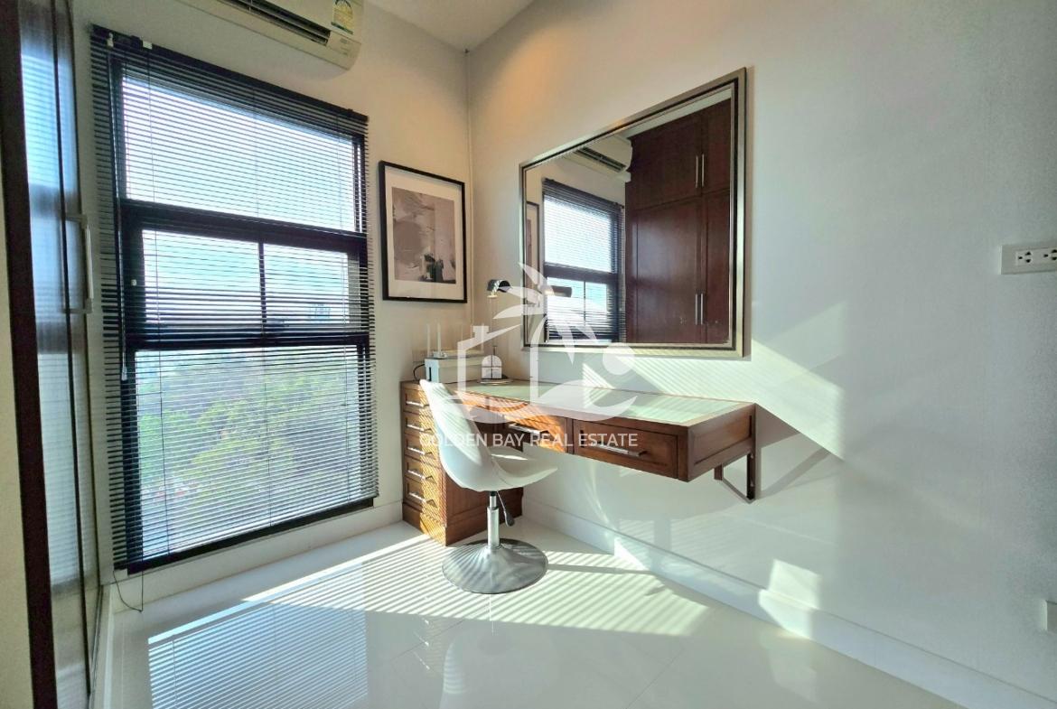 The Axis Condominium – Pratumnak Hill