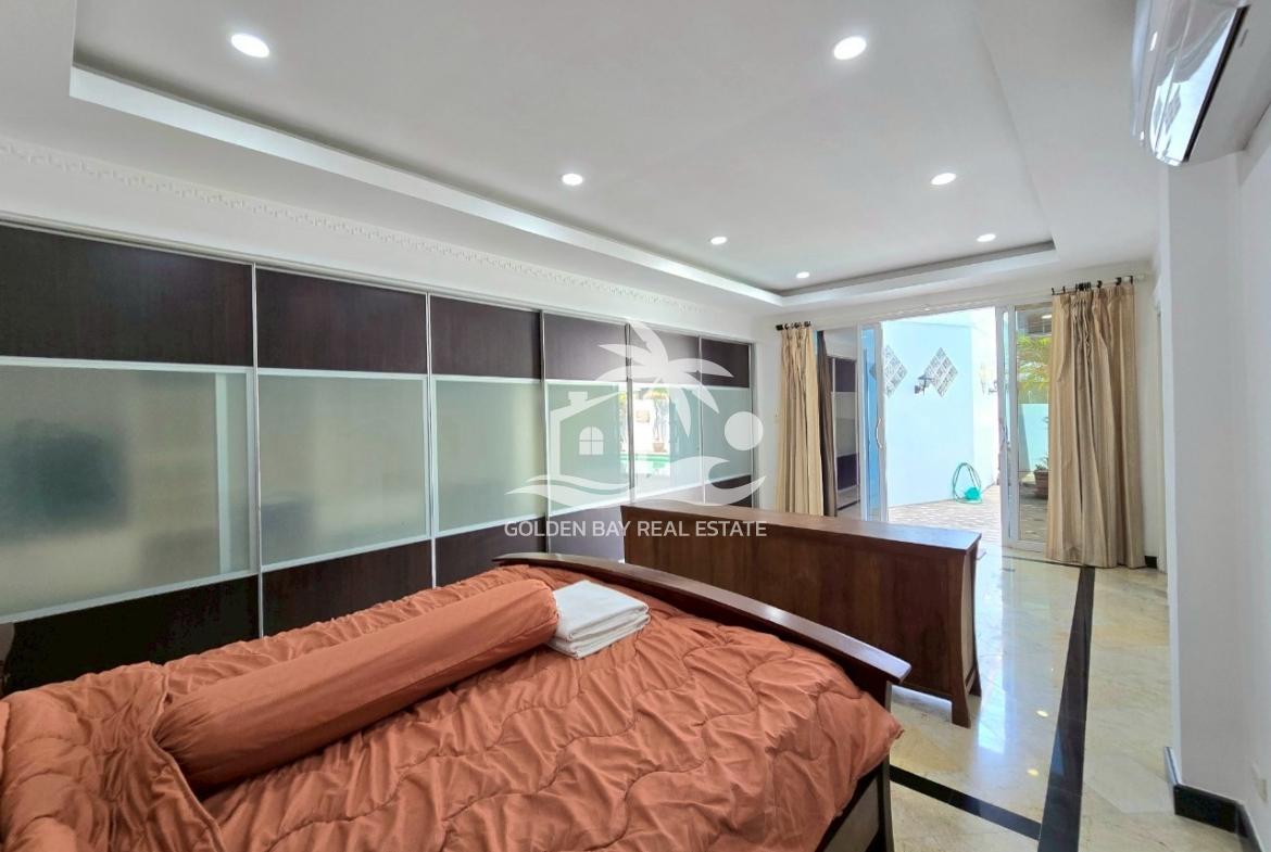Jomtien Palace – Jomtien