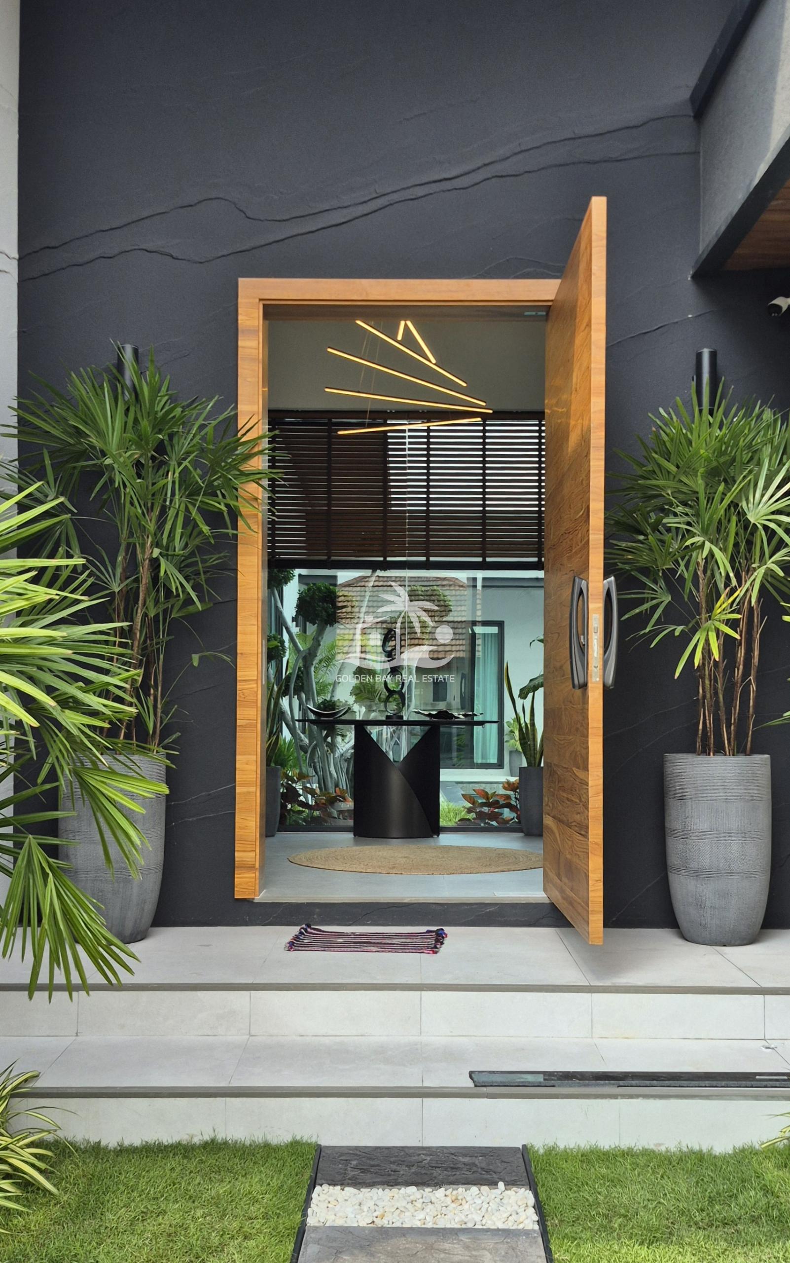 1 (3) Horseshoe Point Residence – East Pattaya