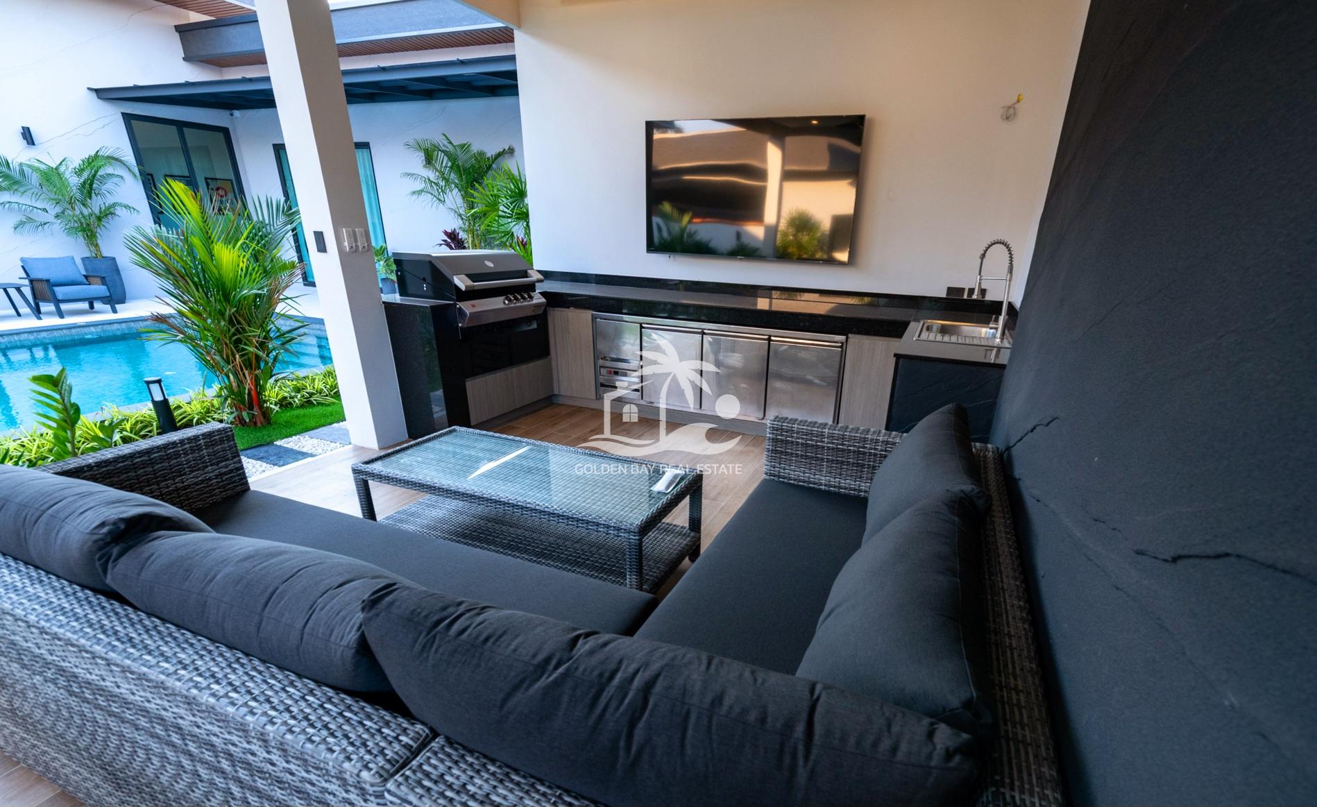 1 (32) Horseshoe Point Residence – East Pattaya