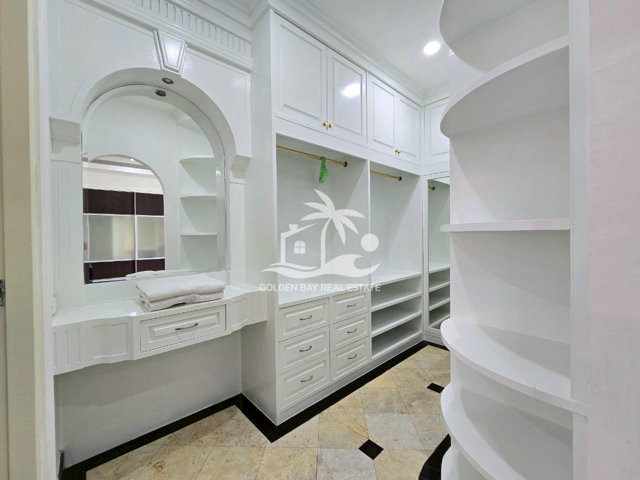 1 (34) Jomtien Palace – Jomtien