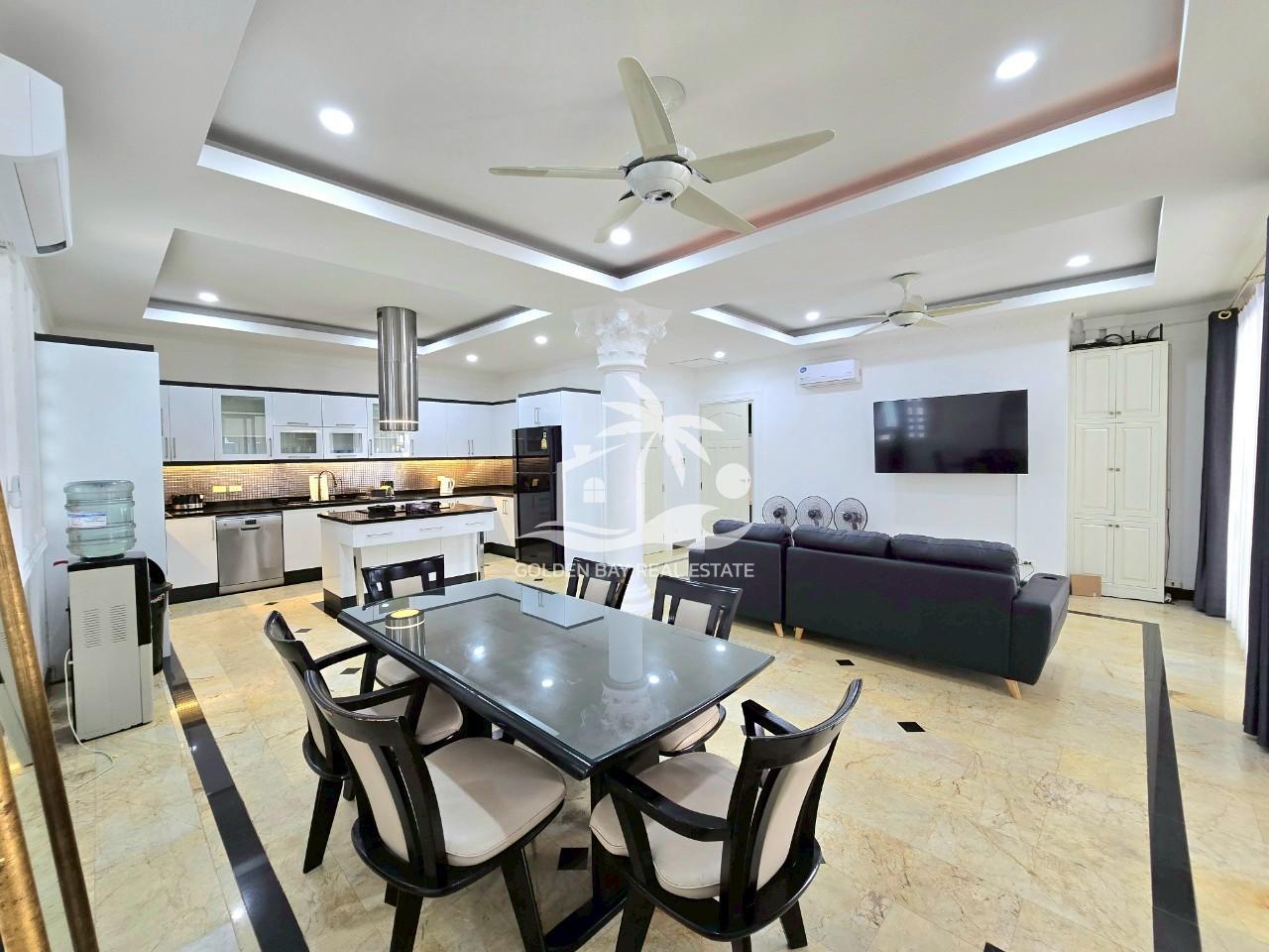 1 (38) Jomtien Palace – Jomtien