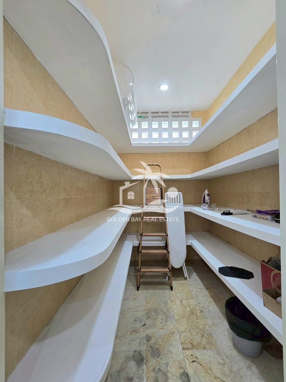 1 (41) Jomtien Palace – Jomtien