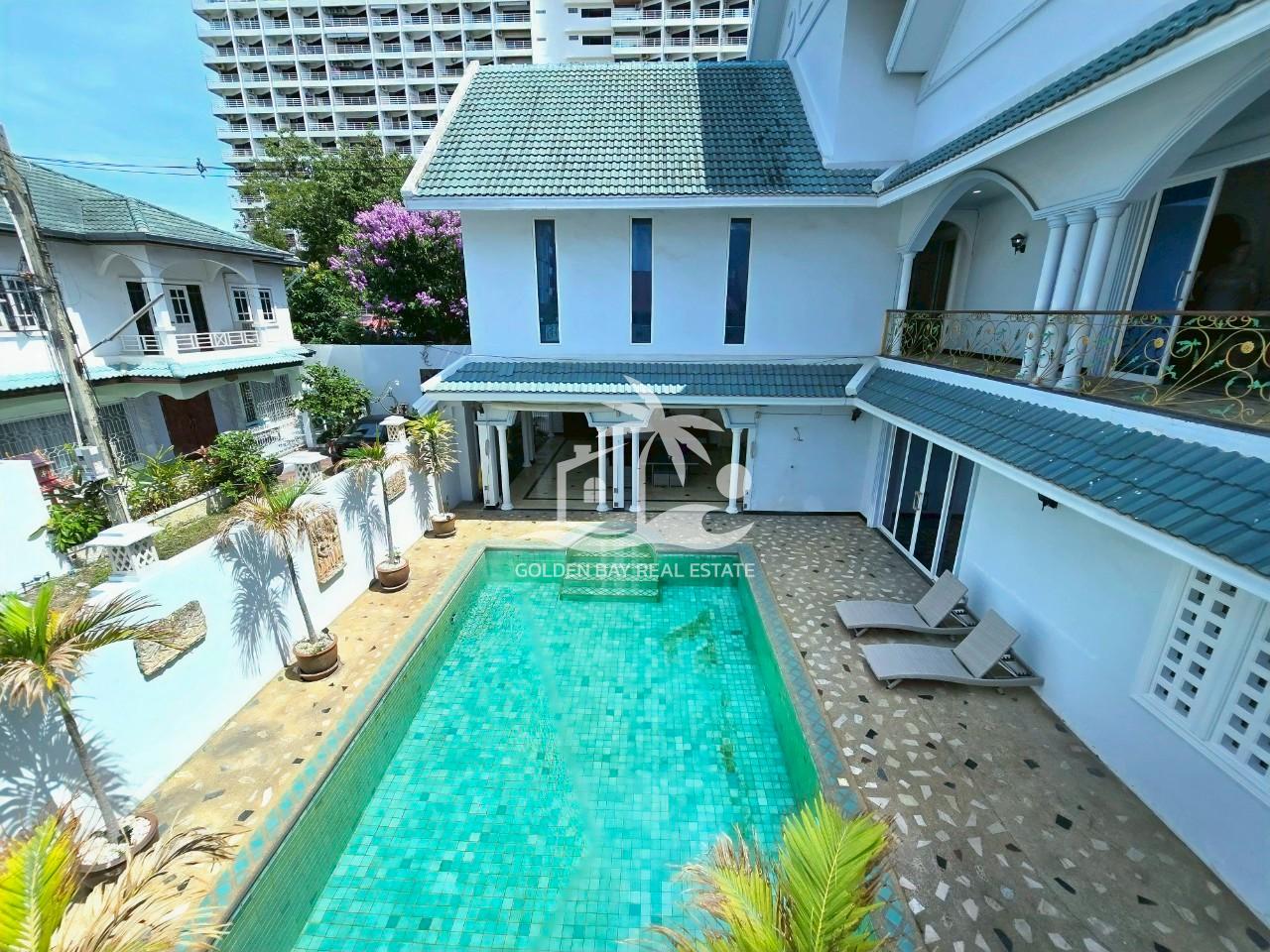 1 (5) Jomtien Palace – Jomtien