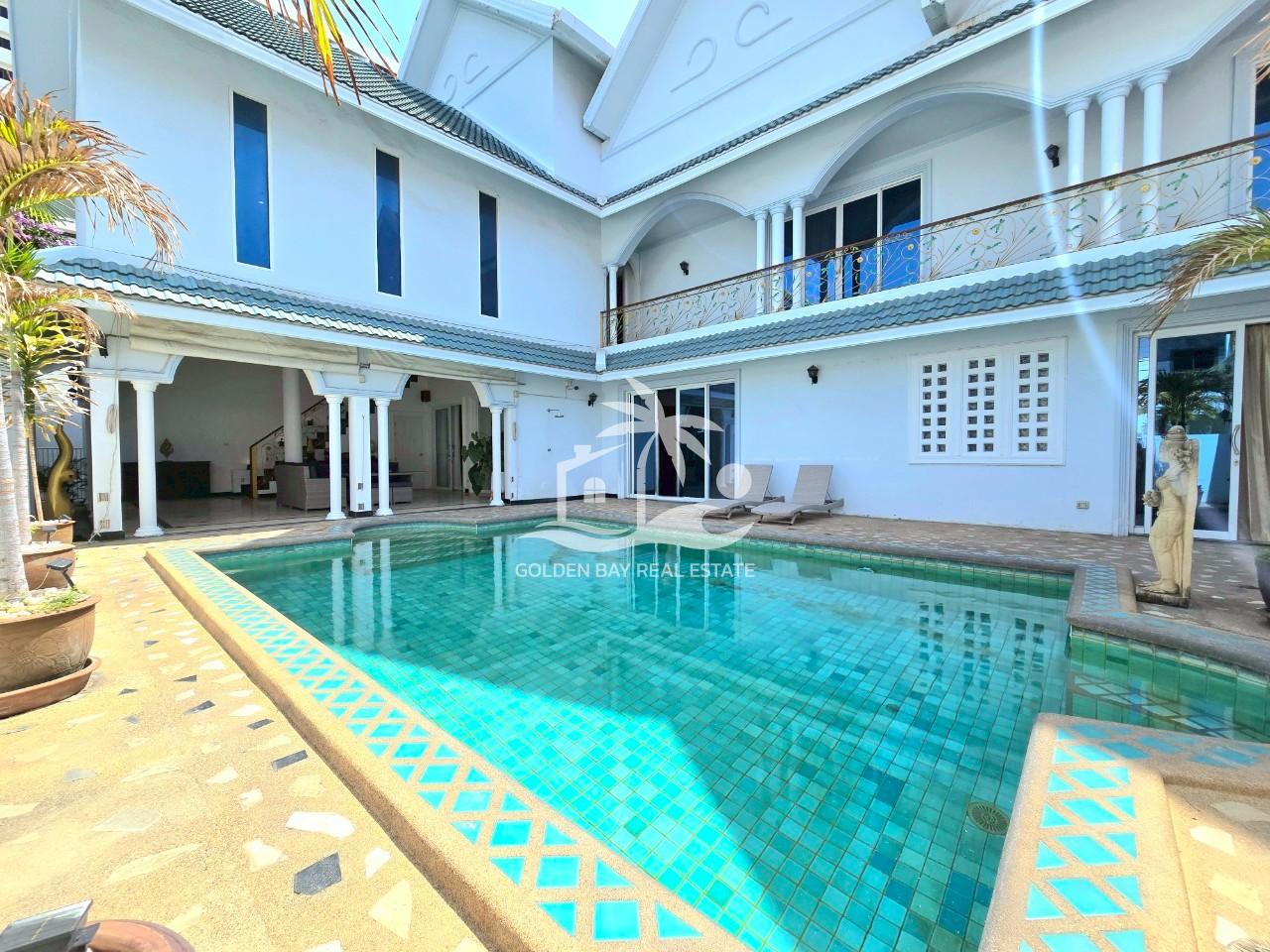 1 (52) Jomtien Palace – Jomtien