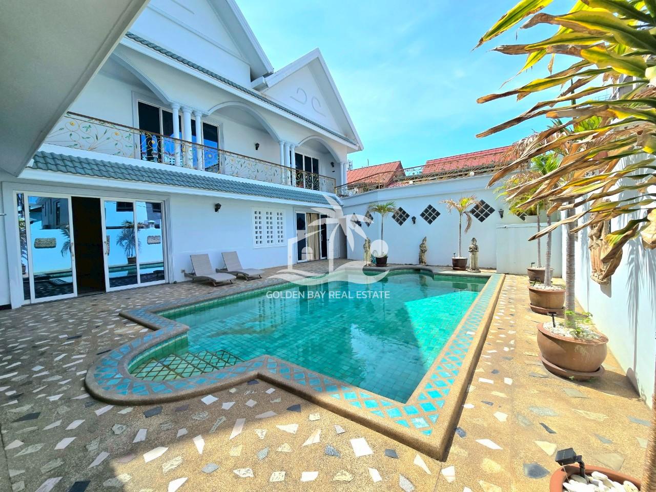 1 (53) Jomtien Palace – Jomtien