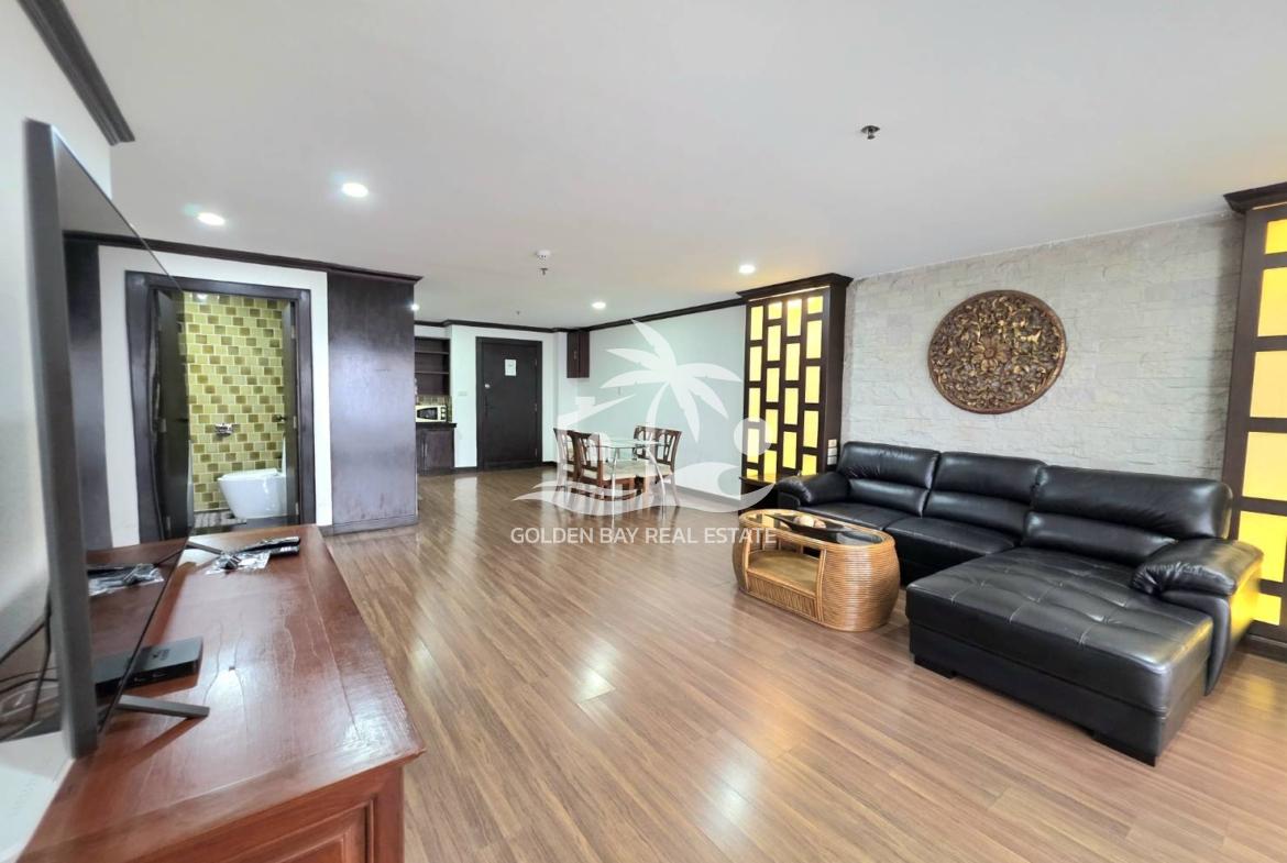 Nirvana Place – Pratumnak Hill