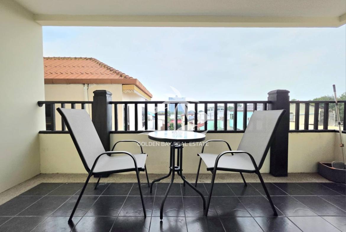Nirvana Place – Pratumnak Hill