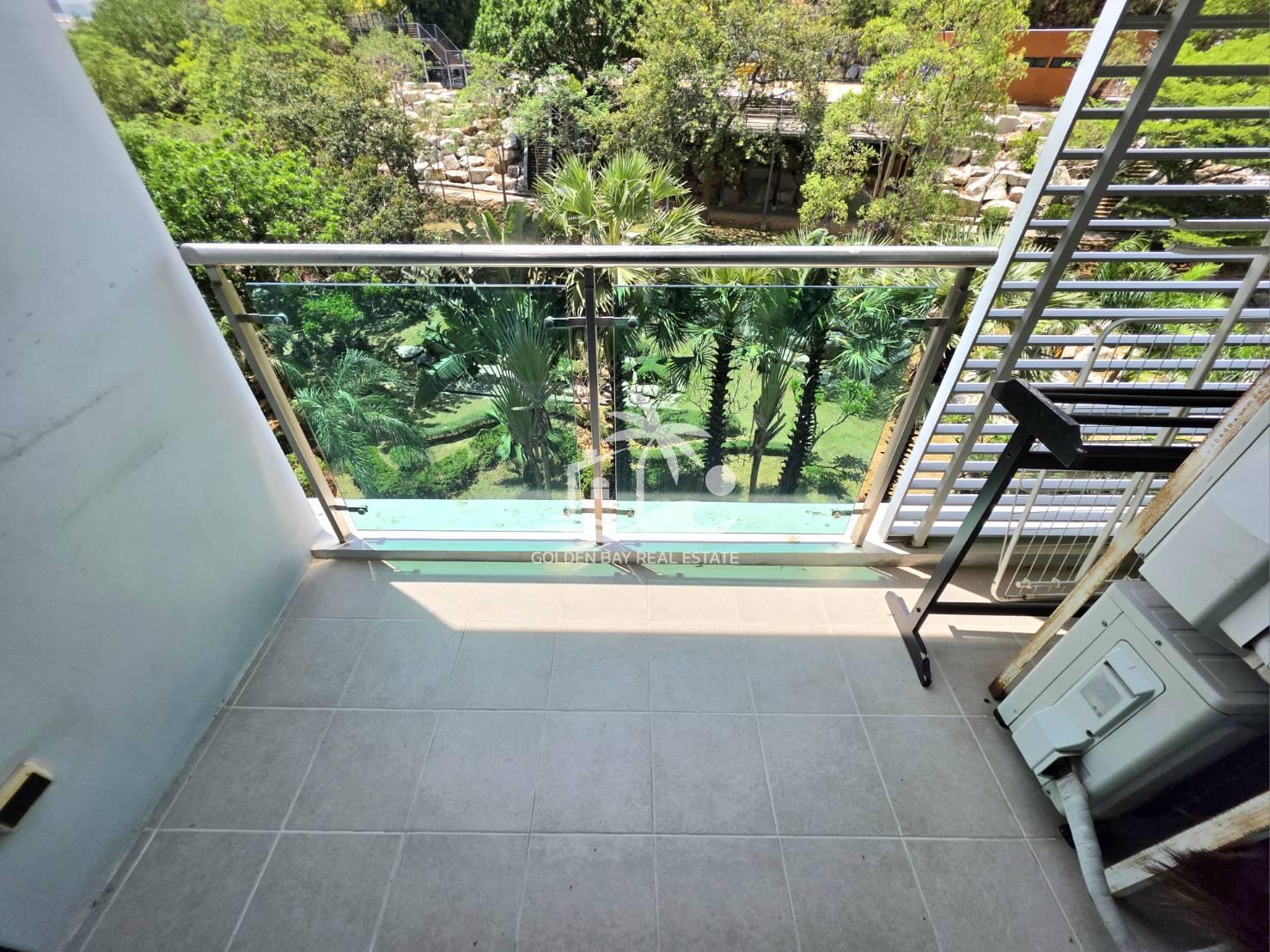 The Axis Condominium – Pratumnak Hill