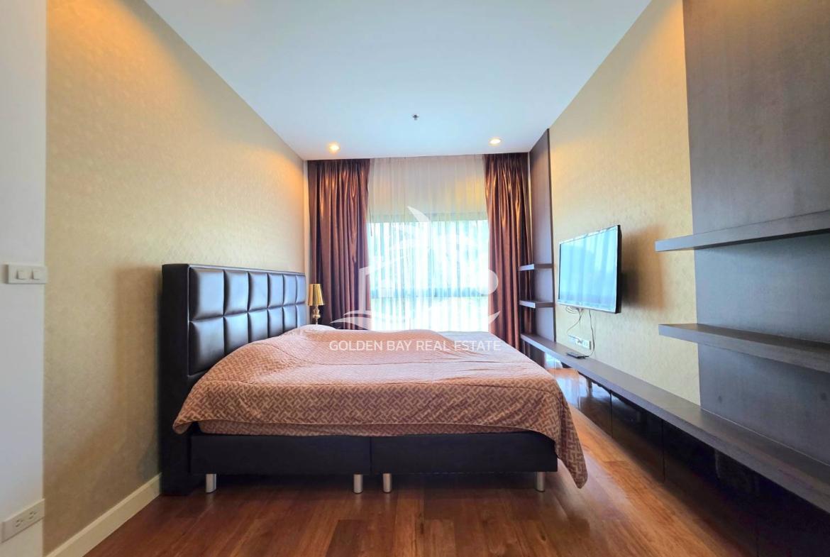 The Axis Condominium – Pratumnak Hill