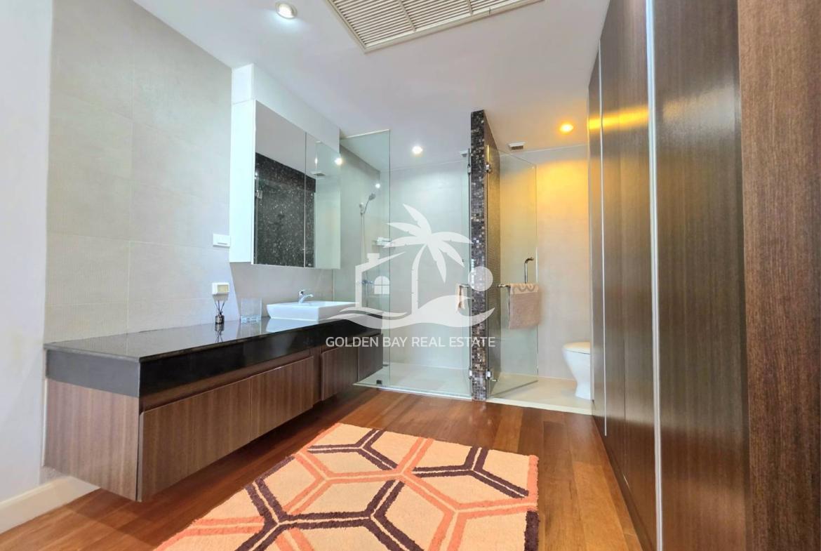 The Axis Condominium – Pratumnak Hill
