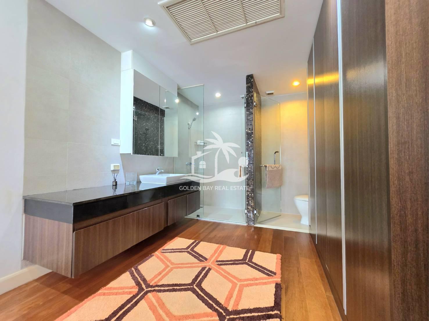 The Axis Condominium – Pratumnak Hill