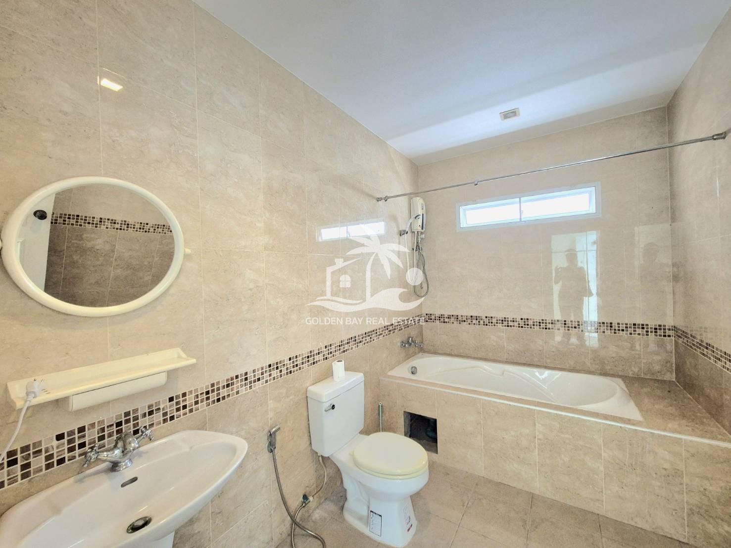 259912_0 Permsub Village – East Pattaya