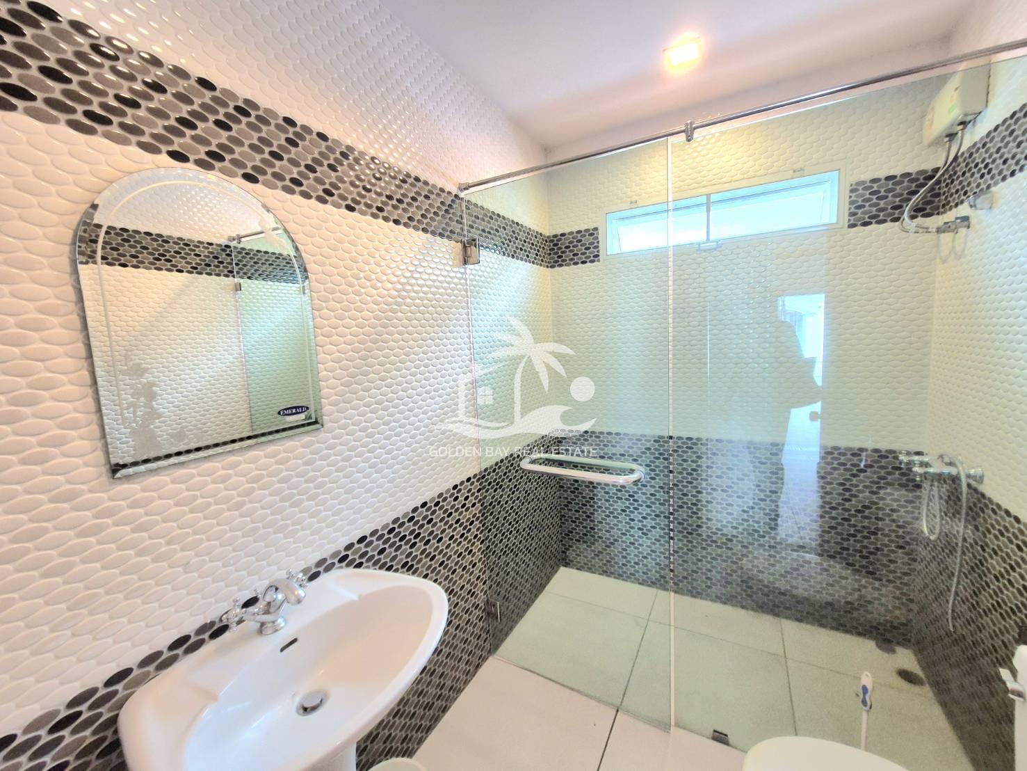 259926_0 Permsub Village – East Pattaya