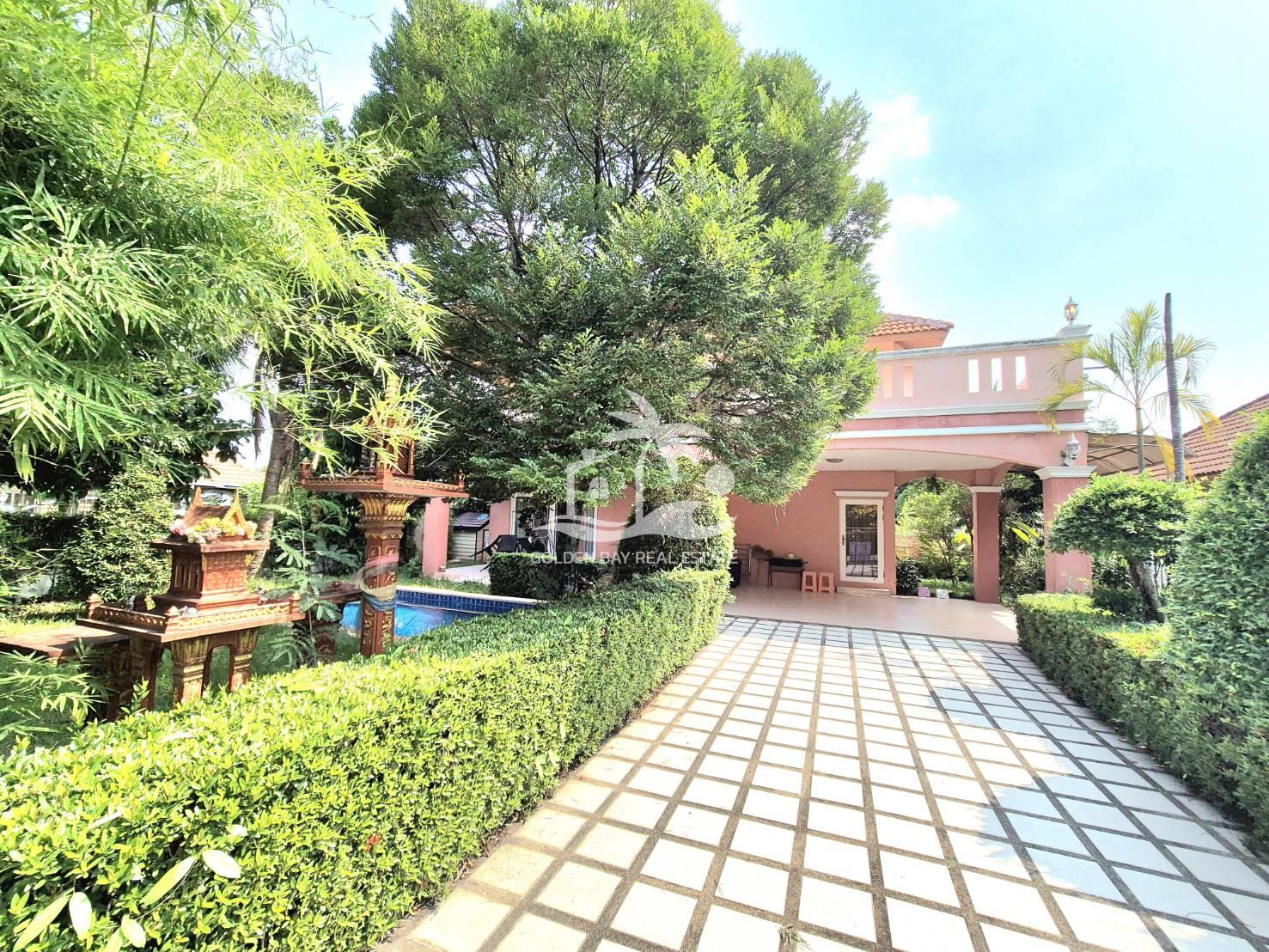 Supanuch Village – East Pattaya