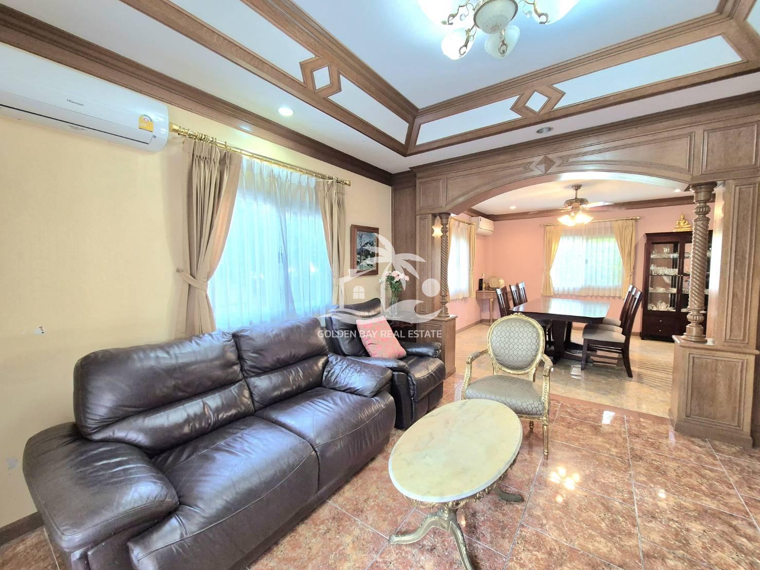 Supanuch Village – East Pattaya