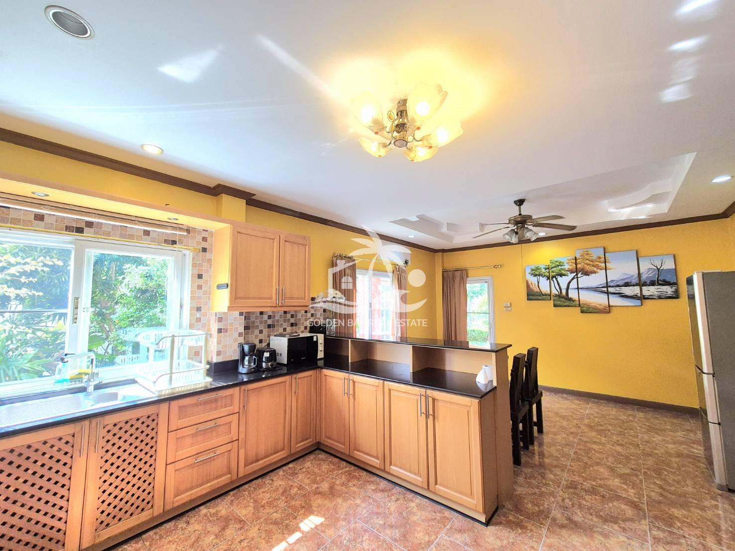 Supanuch Village – East Pattaya