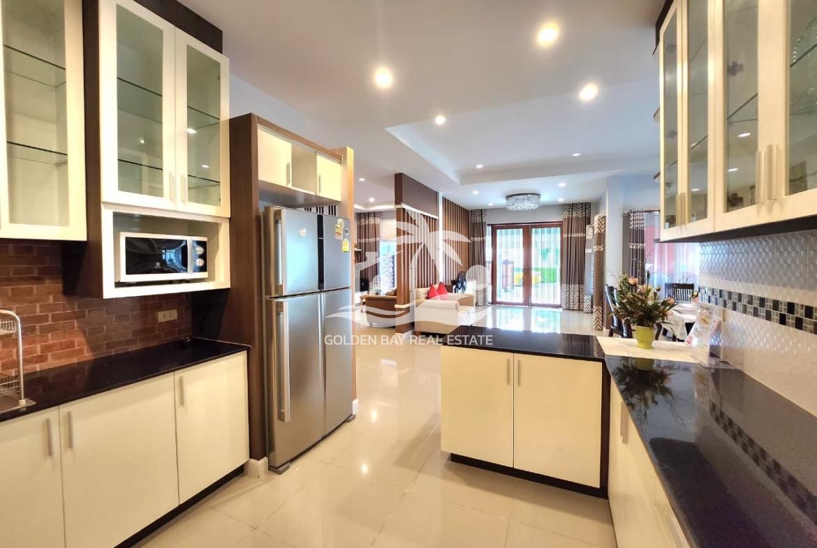 D-Place – East Pattaya
