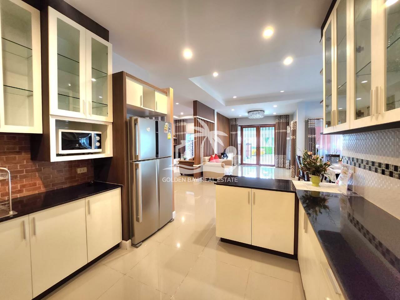 D-Place – East Pattaya