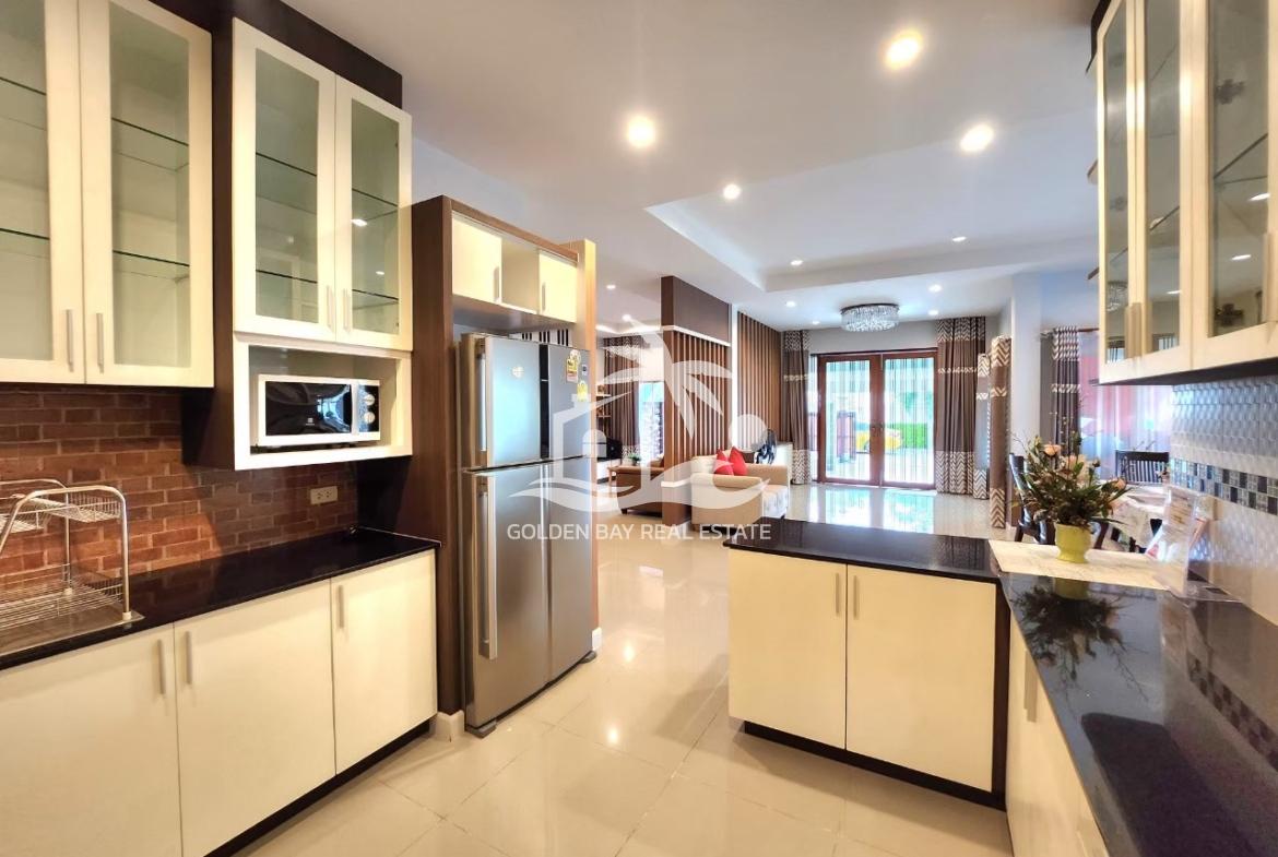 D-Place – East Pattaya