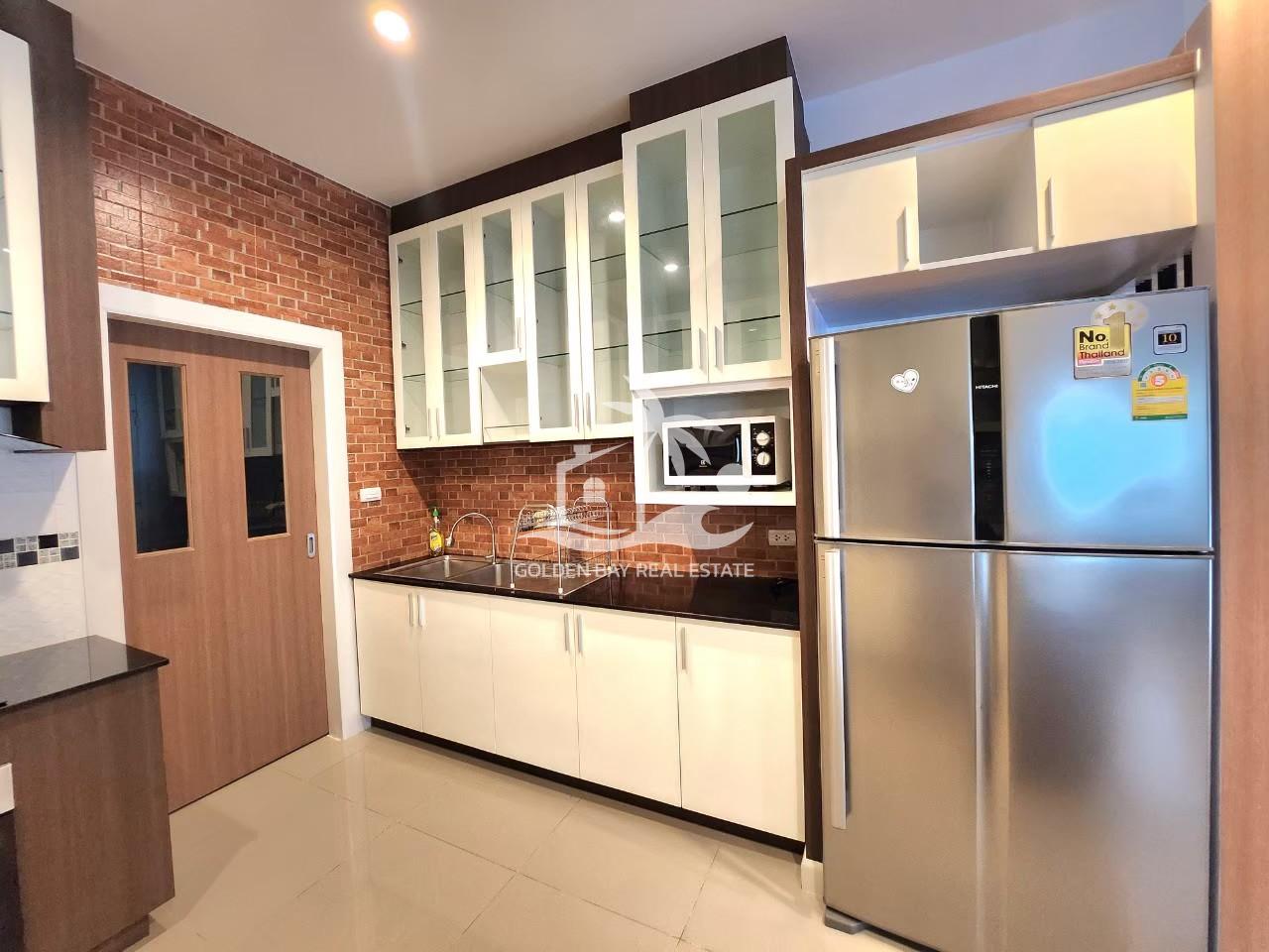 D-Place – East Pattaya