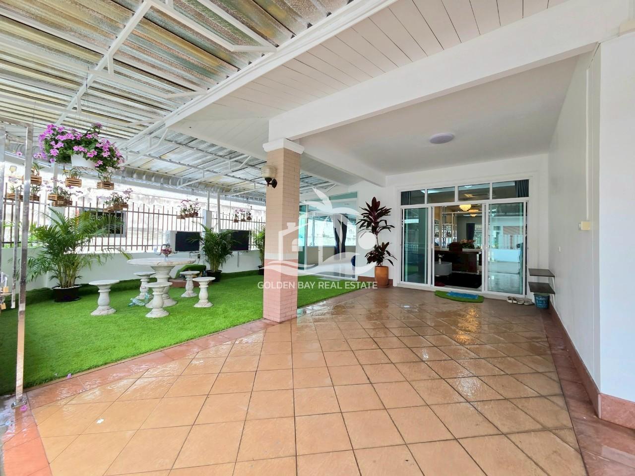 Chockchai Village 8 – East Pattaya