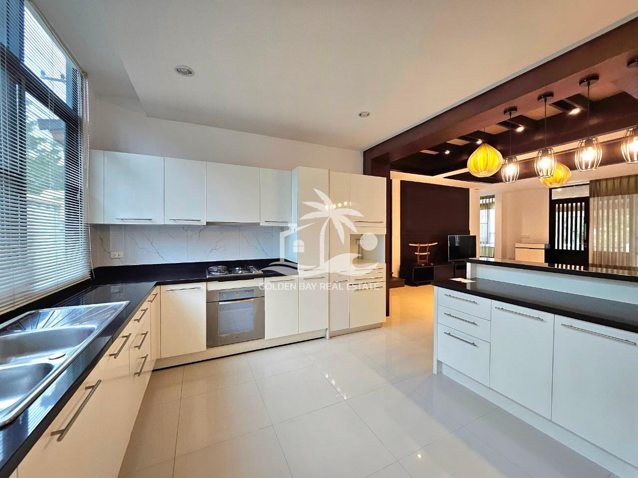 The Village Horseshoe Point – East Pattaya