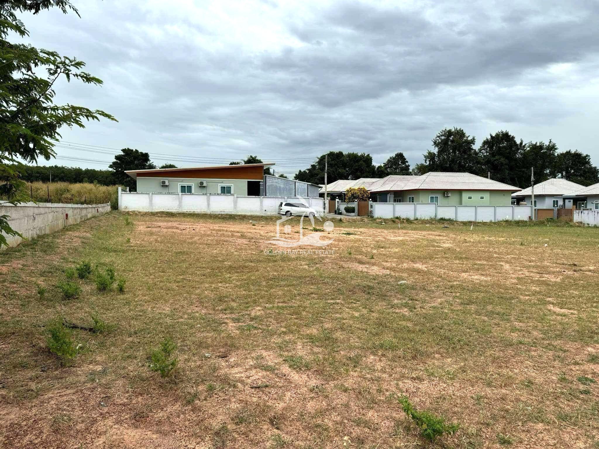 Land in Soi Toongklom Talman – East Pattaya