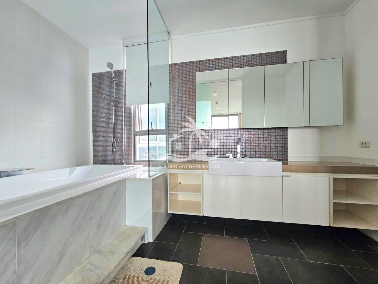 1664986_0 Northpoint – Wongamat