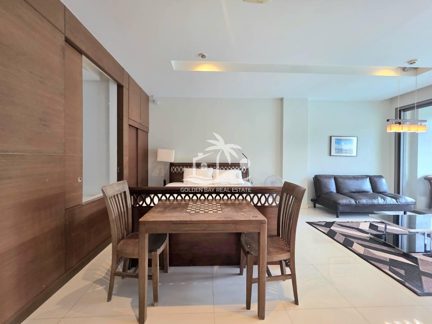 Ananya Beachfront Condominium – Wongamat