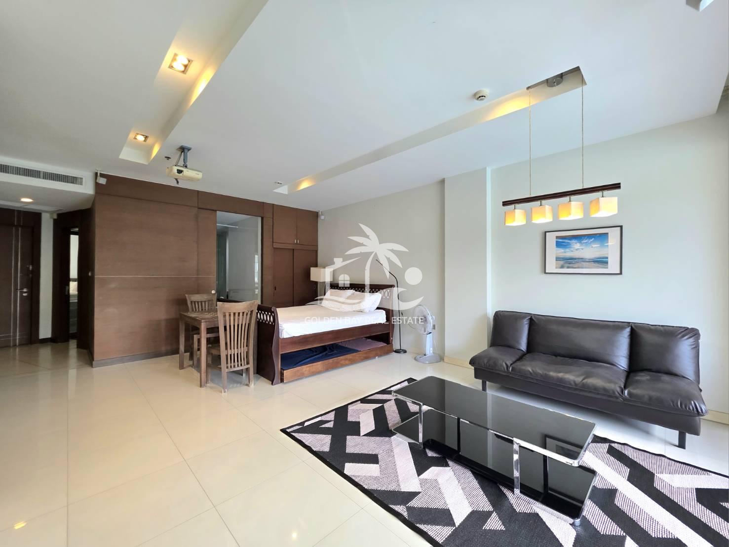 Ananya Beachfront Condominium – Wongamat
