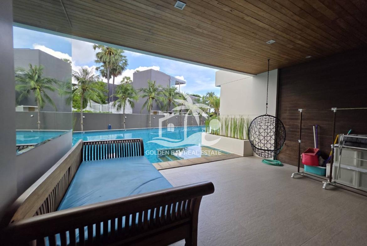 Ananya Beachfront Condominium – Wongamat