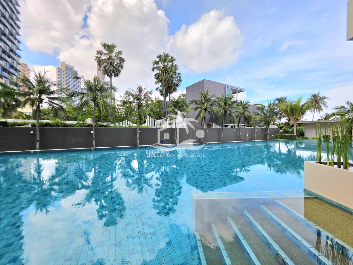 Ananya Beachfront Condominium – Wongamat