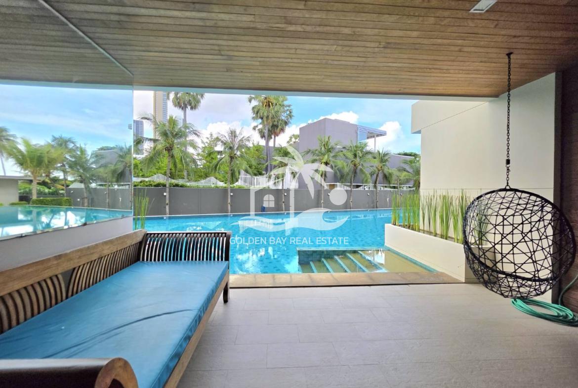 Ananya Beachfront Condominium – Wongamat