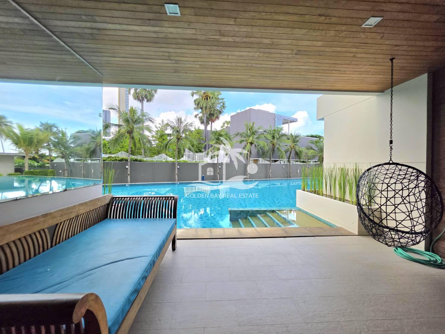 Ananya Beachfront Condominium – Wongamat