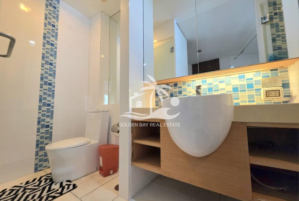 Ananya Beachfront Condominium – Wongamat
