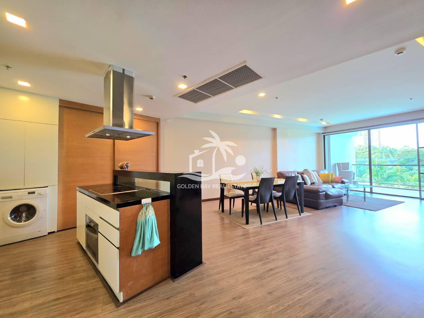 Ananya Beachfront Condominium – Wongamat