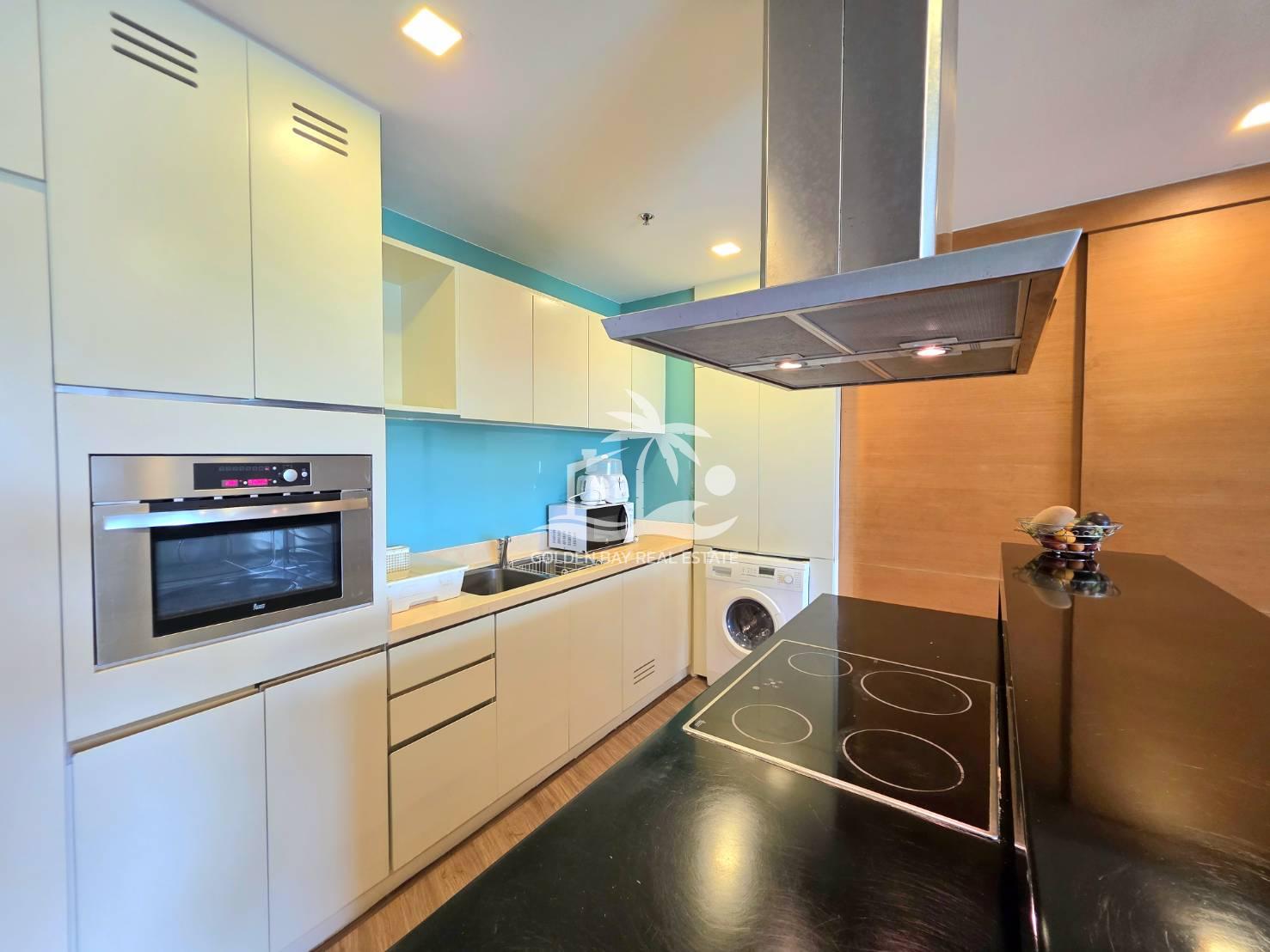 Ananya Beachfront Condominium – Wongamat