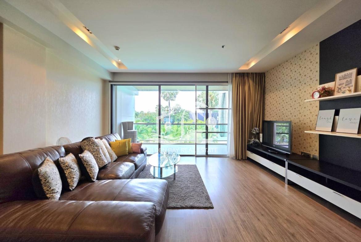 Ananya Beachfront Condominium – Wongamat