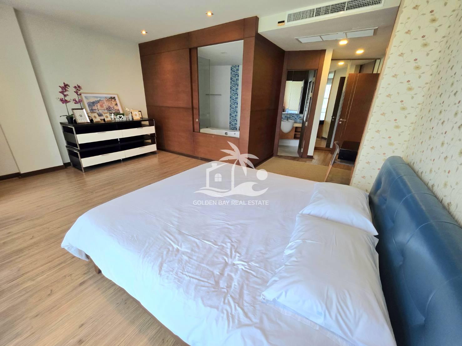 Ananya Beachfront Condominium – Wongamat