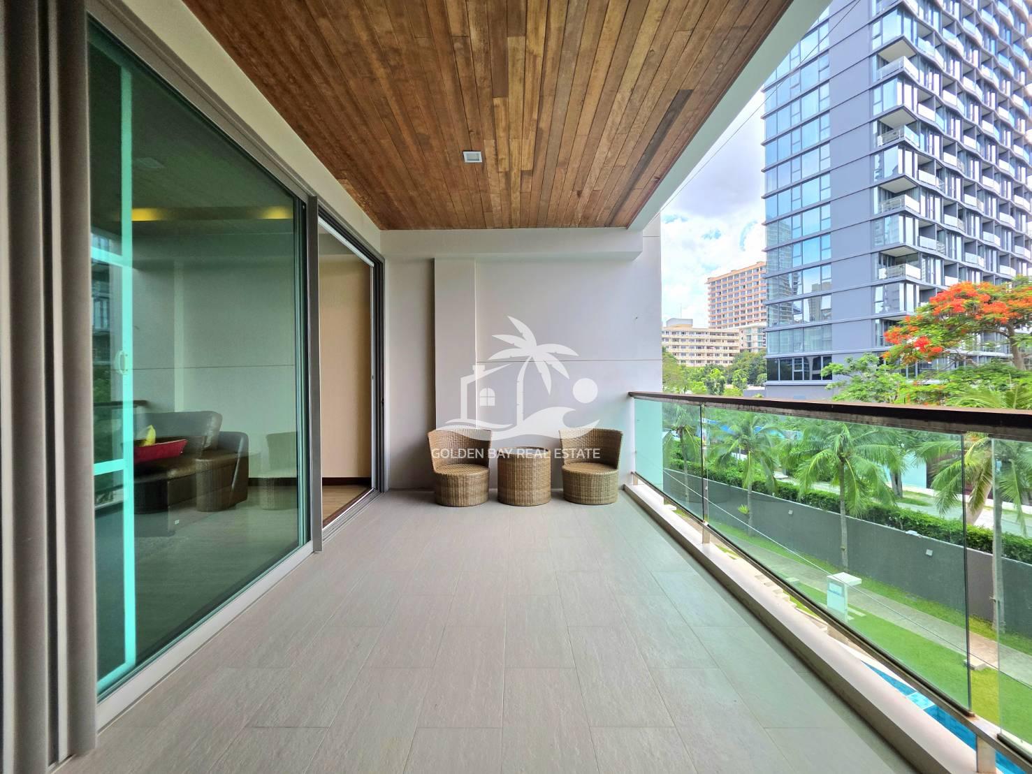 Ananya Beachfront Condominium – Wongamat
