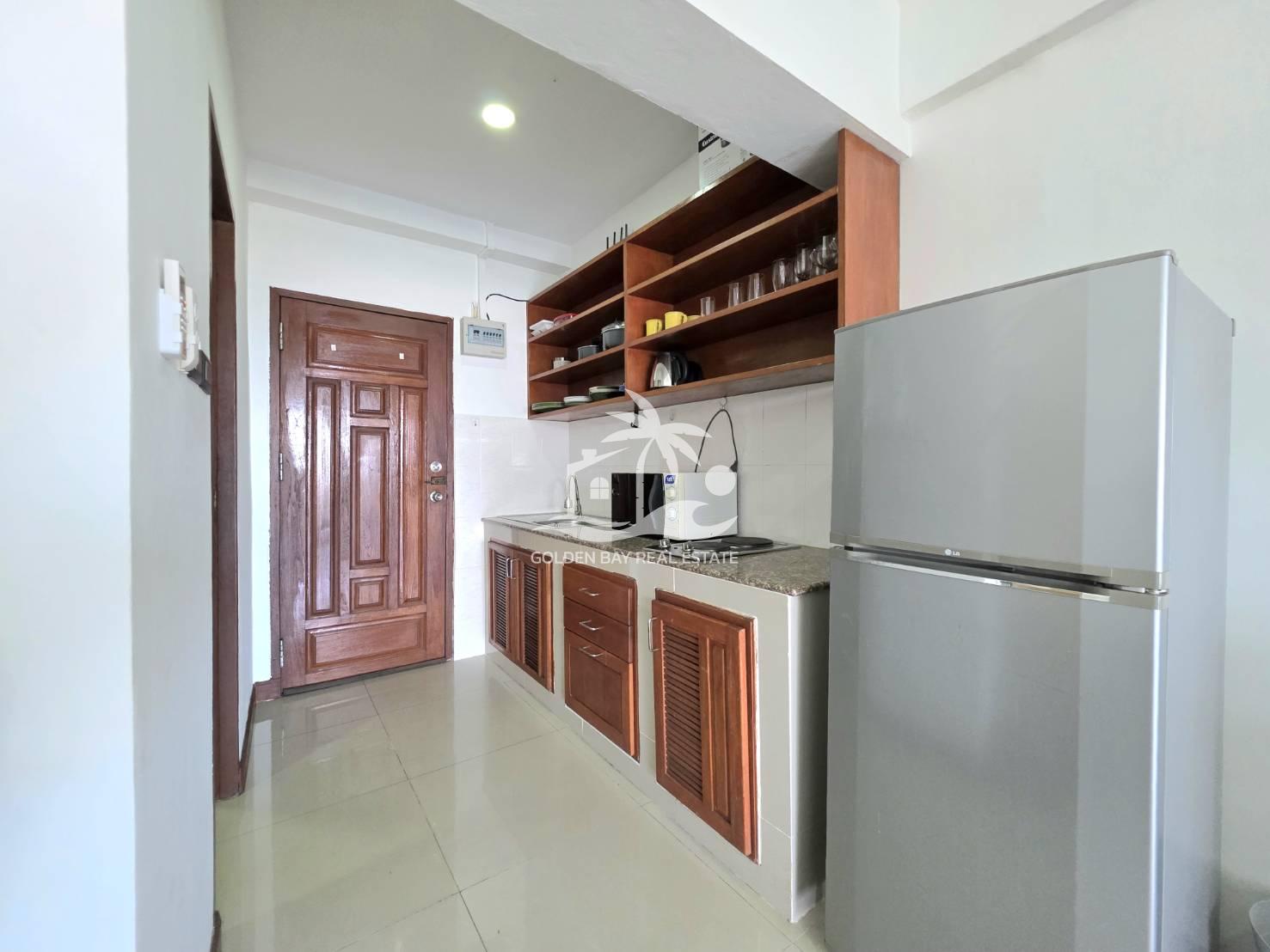 Sombat Pattaya Condotel – Pratumnak Hill