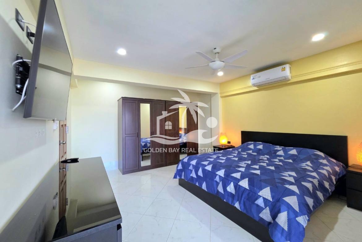 Sombat Pattaya Condotel – Pratumnak Hill