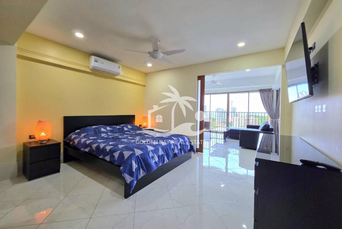 Sombat Pattaya Condotel – Pratumnak Hill