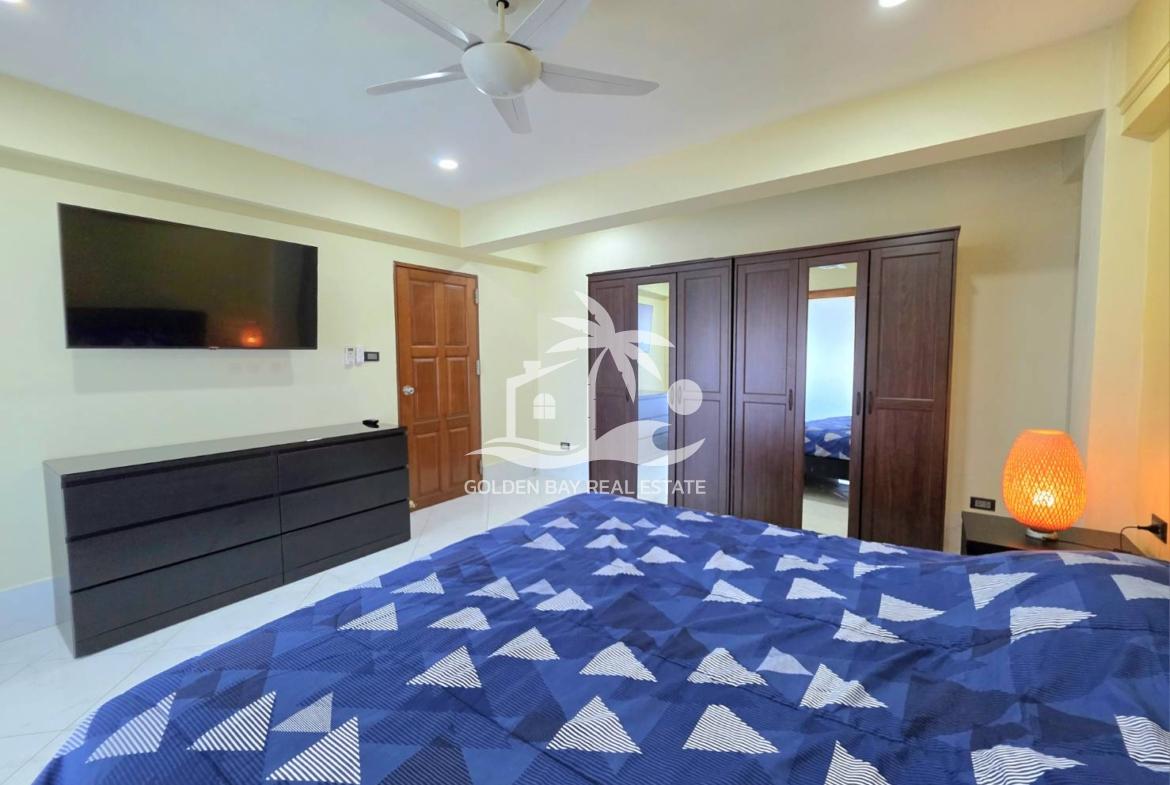 Sombat Pattaya Condotel – Pratumnak Hill