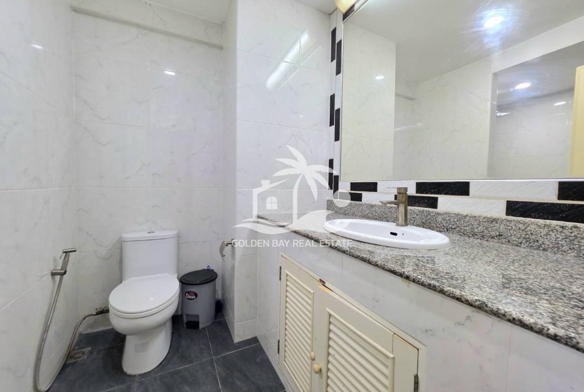 Sombat Pattaya Condotel – Pratumnak Hill