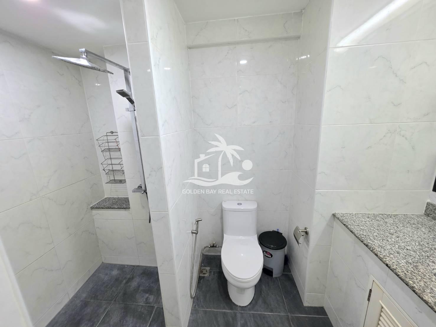 1672664_0 Sombat Pattaya Condotel – Pratumnak Hill
