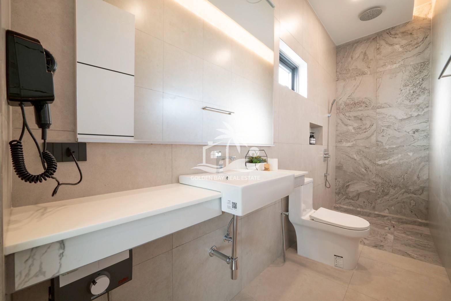 Luxury Pool House – Na Jomtien