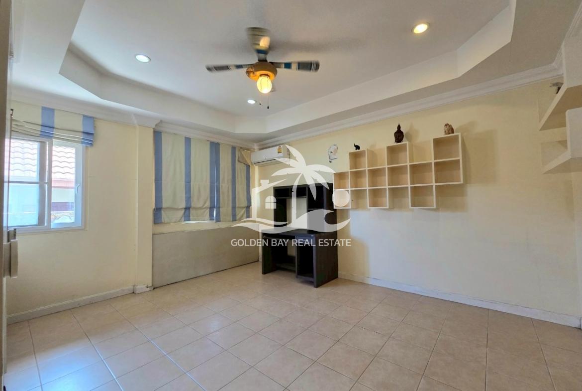 Private House in Soi Thepnimit – East Pattaya
